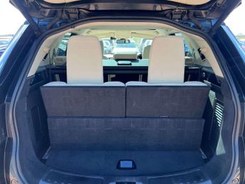 Land Rover DISCOVERY SPORT 2.2 Discovery Sport Luxury HSE SD4 Auto 4WD 5dr