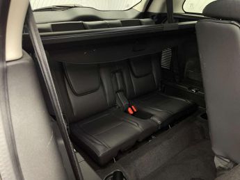 Land Rover DISCOVERY SPORT 2.0 Discovery Sport SE D Auto 4WD 5dr