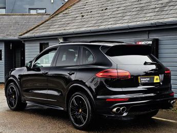 Porsche CAYENNE 4.2 TD V8 S Platinum Edition SUV 5dr Diesel TiptronicS 4WD Euro 