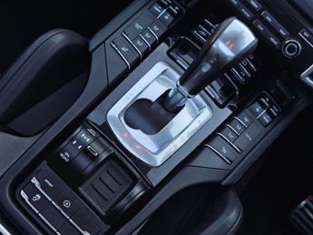 Porsche CAYENNE 4.2 TD V8 S Platinum Edition SUV 5dr Diesel TiptronicS 4WD Euro 