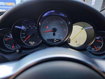 Porsche CAYENNE 4.2 TD V8 S Platinum Edition SUV 5dr Diesel TiptronicS 4WD Euro 