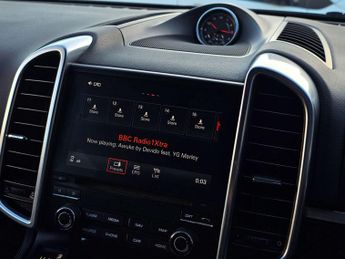 Porsche CAYENNE 4.2 TD V8 S Platinum Edition SUV 5dr Diesel TiptronicS 4WD Euro 