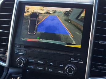 Porsche CAYENNE 4.2 TD V8 S Platinum Edition SUV 5dr Diesel TiptronicS 4WD Euro 