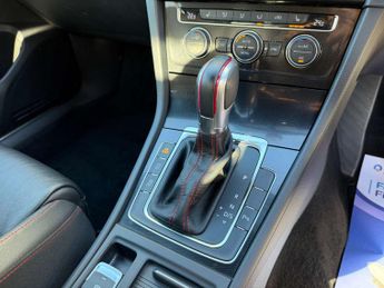 Volkswagen GOLF 2.0 Golf GTi Moda Semi-Auto 5dr