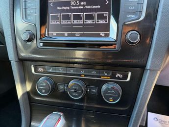 Volkswagen GOLF 2.0 Golf GTi Moda Semi-Auto 5dr