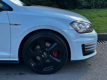 Volkswagen GOLF 2.0 Golf GTi Moda Semi-Auto 5dr