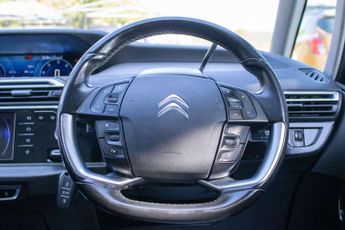 CITROEN C4 PICASSO 1.6 C4 Grand Picasso Exclusive+ Blue HDi Auto 5dr