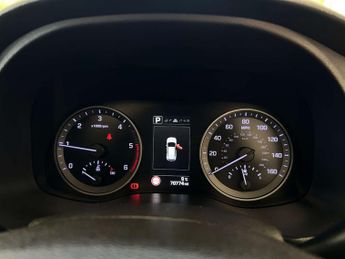 HYUNDAI TUCSON 1.7 Tucson Premium SE Blue Drive 2WD CRDi Semi-Auto 5dr