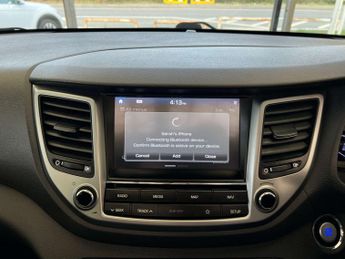HYUNDAI TUCSON 1.7 Tucson Premium SE Blue Drive 2WD CRDi Semi-Auto 5dr