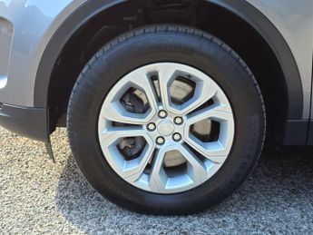 LAND ROVER DISCOVERY SPORT 2.0 Discovery Sport S D Auto 4WD 5dr