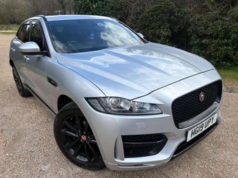 Jaguar F-Pace 2.0 F-PACE R-Sport AWD D Auto 4WD 5dr