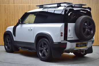 Land Rover DEFENDER 3.0 Defender Hard Top SE D MHEV Auto 4WD 3dr