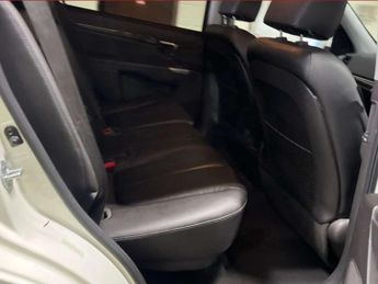 HYUNDAI SANTA FE 2.2 Santa Fe Premium CRDi Auto 4WD 5dr