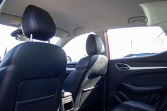 MG ZS 1.0 MG ZS Exclusive TGDi Auto 5dr