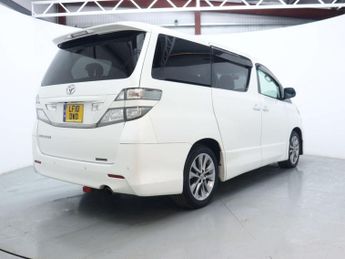 TOYOTA Vellfire 2.4 PETROL AUTO 5dr