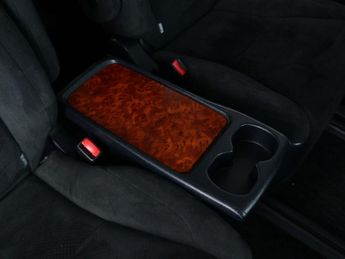 TOYOTA Vellfire 2.4 PETROL AUTO 5dr