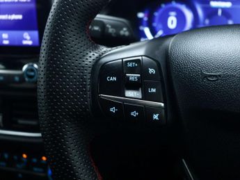 FORD PUMA 1.0T EcoBoost MHEV ST-Line X SUV 5dr Petrol Hybrid DCT Euro 6 (s