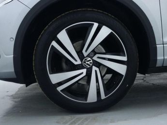 VOLKSWAGEN T-ROC 1.5 TSI R-Line SUV 5dr Petrol DSG Euro 6 (s/s) (150 ps)
