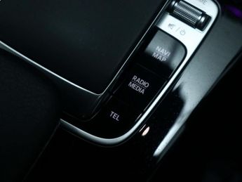 MERCEDES-BENZ A Class 1.3 A200 AMG Line (Premium) Hatchback 5dr Petrol 7G-DCT Euro 6 (