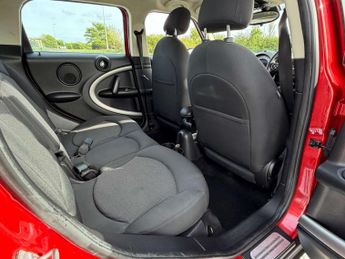 MINI COUNTRYMAN 1.6 Countryman Cooper Auto 5dr