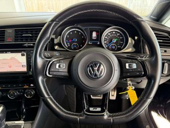 VOLKSWAGEN GOLF 2.0 Golf R DSG 4WD 5dr
