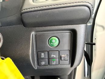 HONDA HR-V 1.5 HR-V SE i-VTec CVT 5dr