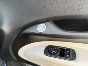 FIAT 500 500e La Prima 2dr