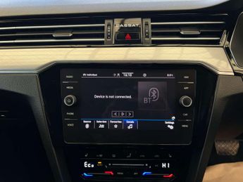 VOLKSWAGEN PASSAT 1.4 Passat GTe Semi-Auto 4dr