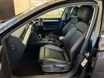 VOLKSWAGEN PASSAT 1.4 Passat GTe Semi-Auto 4dr