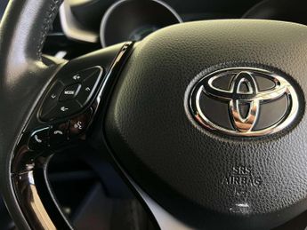 TOYOTA C-HR 1.8 C-HR Icon HEV CVT 5dr