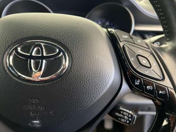 TOYOTA C-HR 1.8 C-HR Icon HEV CVT 5dr