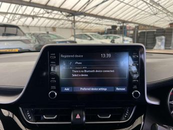 TOYOTA C-HR 1.8 C-HR Icon HEV CVT 5dr