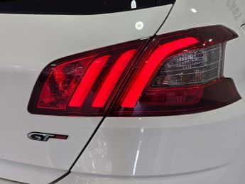PEUGEOT 308 1.2 308 GT Digital PureTech S/S Auto 5dr