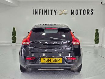 VOLVO V40 1.6 T4 SE Lux Nav Hatchback 5dr Petrol Powershift Euro 5 (s/s) (