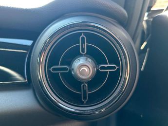 MINI HATCH Cooper S Electric Level 2 3dr