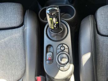 MINI HATCH Cooper S Electric Level 2 3dr