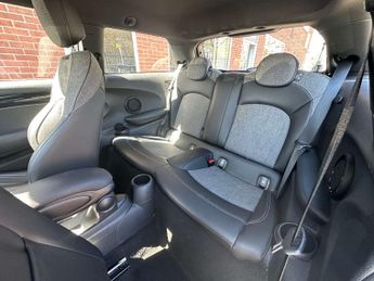 MINI HATCH Cooper S Electric Level 2 3dr