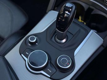 ALFA ROMEO STELVIO 2.0 Stelvio Ti TB AWD Auto 4WD 5dr