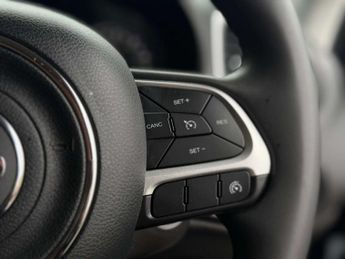 JEEP RENEGADE 1.6 Renegade Longitude MultiJet II Auto 5dr
