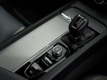 VOLVO S60 2.0 S60 R-Design+ T5 Auto 4dr