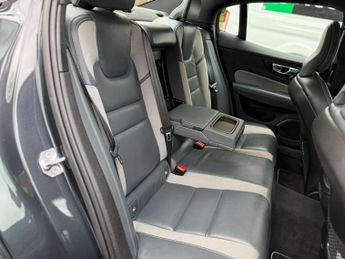 VOLVO S60 2.0 S60 R-Design+ T5 Auto 4dr