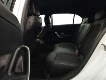 MERCEDES-BENZ A-CLASS 1.5 A180 Sport Executive D Auto 5dr