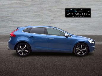 VOLVO V40 1.5 V40 R-Design T3 Auto 5dr