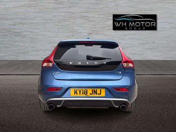 VOLVO V40 1.5 V40 R-Design T3 Auto 5dr