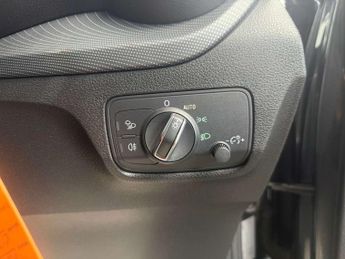 AUDI Q2 1.5 Q2 S Line 35 TFSI Semi-Auto 5dr