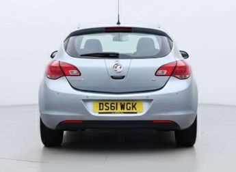 VAUXHALL ASTRA 1.6 Astra Exclusive Auto 5dr