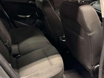 VAUXHALL ASTRA 1.6 Astra Exclusive Auto 5dr