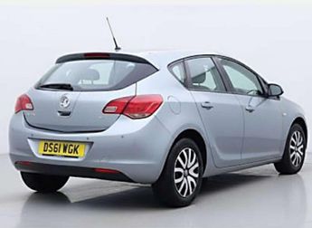 VAUXHALL ASTRA 1.6 Astra Exclusive Auto 5dr