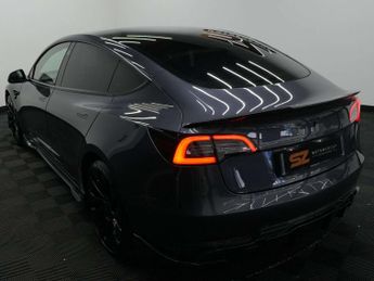 Tesla Model 3 Model 3 Long Range AWD 4WD 4dr