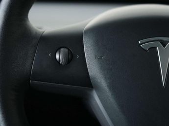 Tesla Model 3 Model 3 Long Range AWD 4WD 4dr